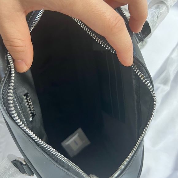 Brand new Retro Boston Black Handbag - Picture 8 of 8